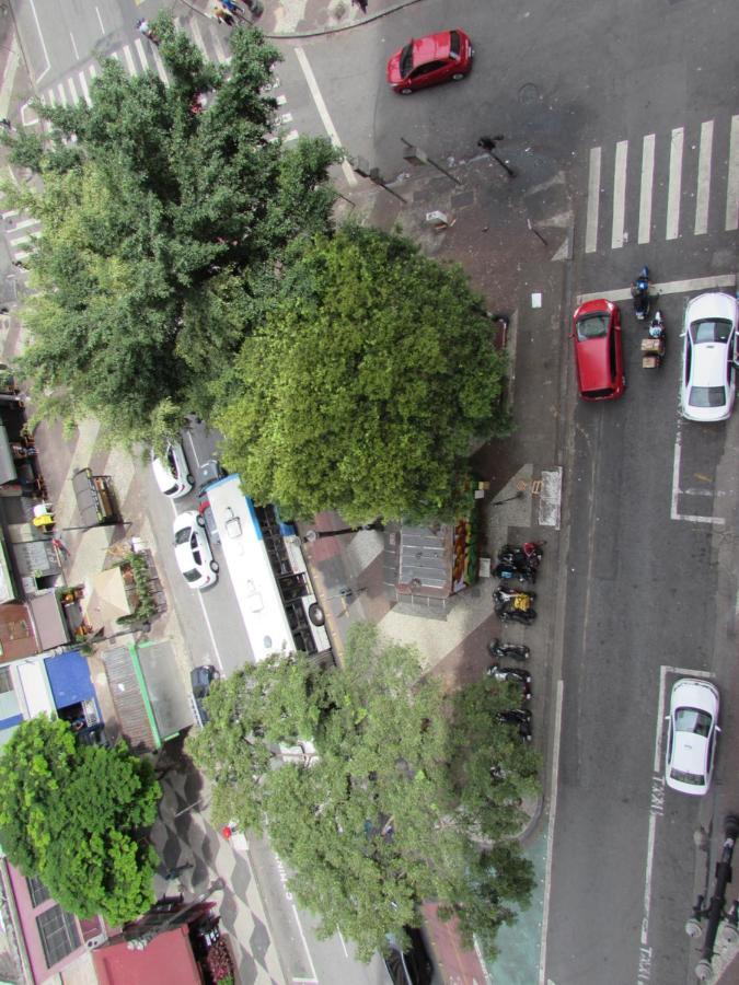 Nebias Palace Hotel Junto Da Avenida Ipiranga Com Sao Joao Em Frente Ao Bar Brahma Sp São Paulo Exteriör bild